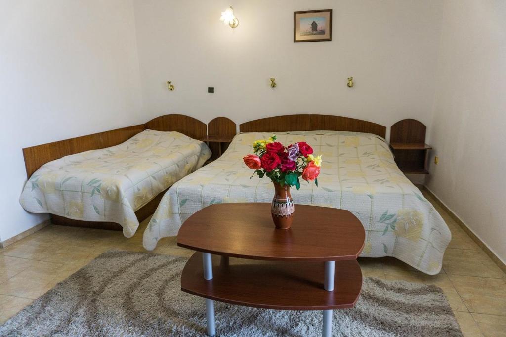 Family Hotel Orfei نيسيبار المظهر الخارجي الصورة